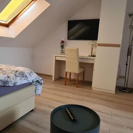 Ganze 2-Raum Ferienwohnung Links Baderitz Exterior foto